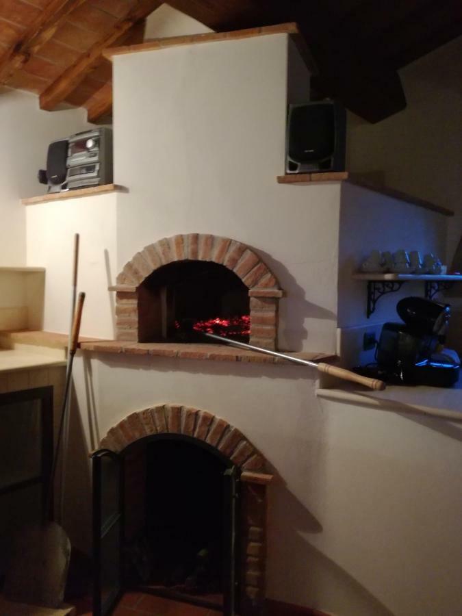 Agriturismo Il Loghino Palaia Exterior foto